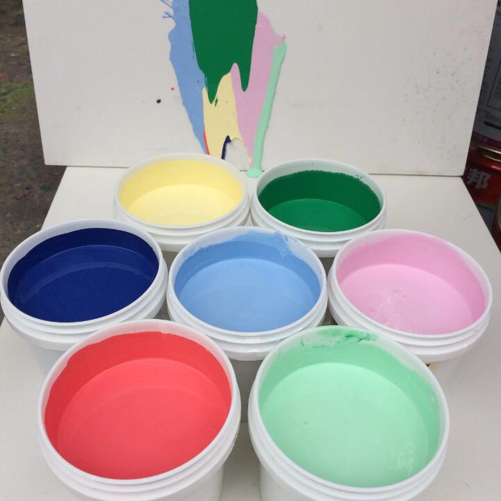 （圖：涂料展示圖）